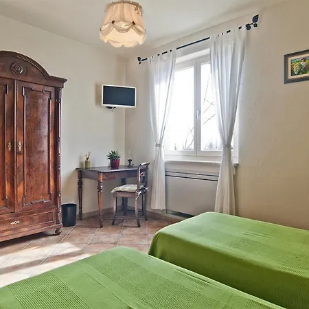 Toca La Louna krevet i doručak